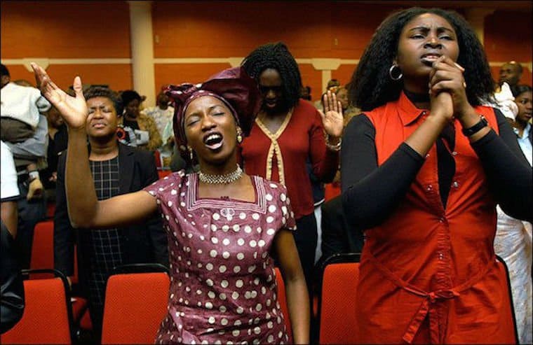 londonblackchurch_01