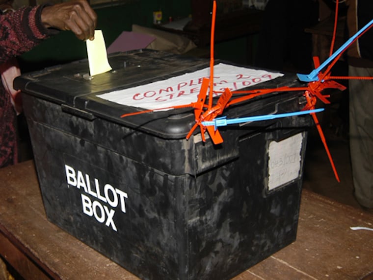 A woman votes in the previous elections in Kenya. Photo: Demosh/Flickr